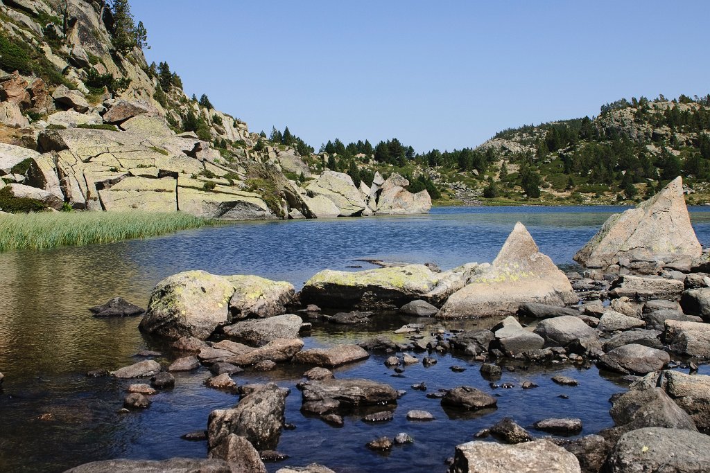 _GIL3736 m.JPG - Estany de vallell